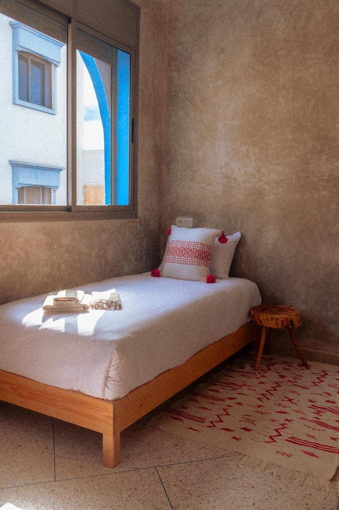 Melo Surf And Yoga Hotel Tamraght ภายนอก รูปภาพ